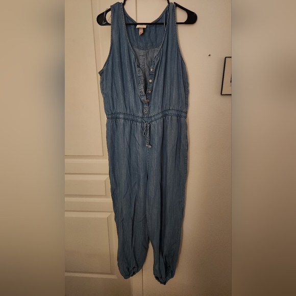 Comfy jumpsuit! - Picture 2 of 3